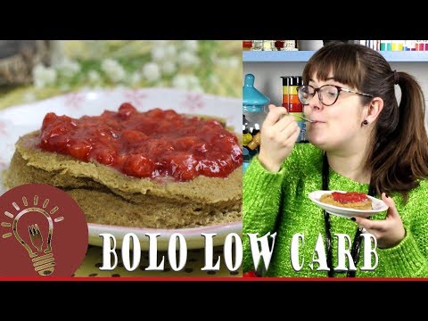BOLO DE CANECA DE CAFÉ COM CALDA DE MORANGO | LOW CARB